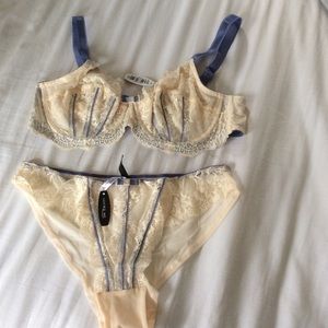 Bra and panties set
